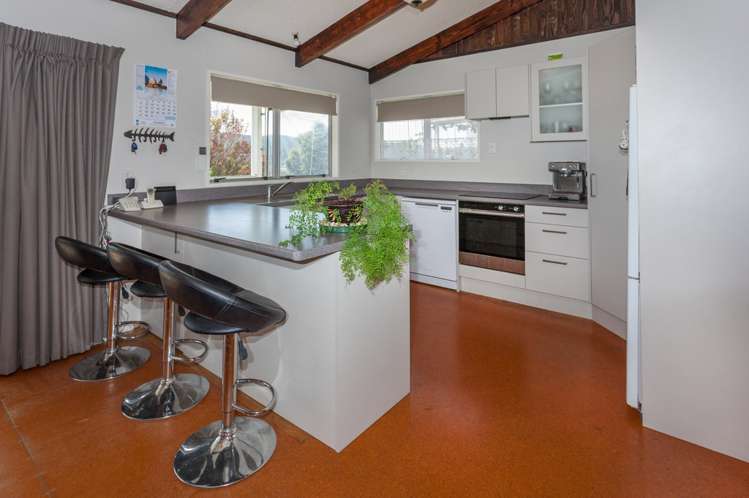 103 Ngati Porou Place Whangamata_8