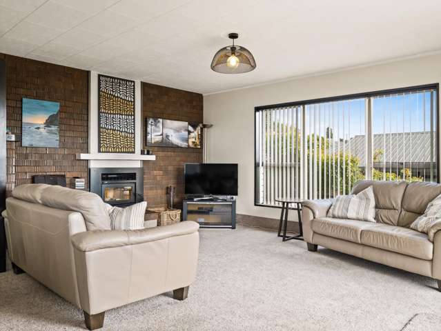 62 Easther Crescent Kew_2