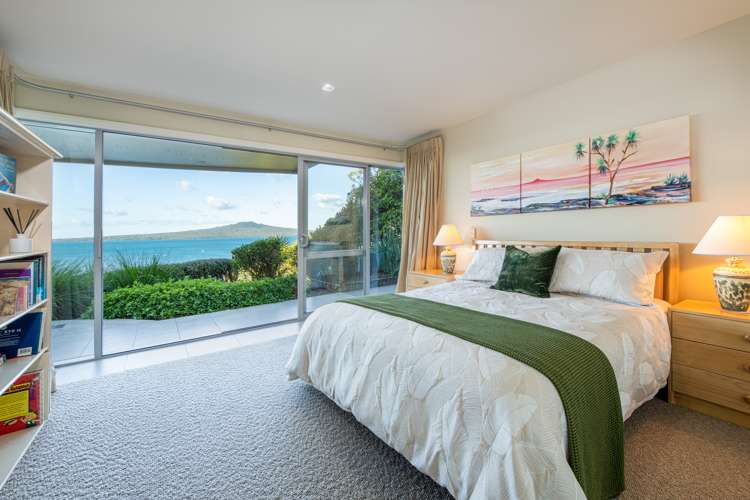 52 Seacliffe Avenue Belmont_21