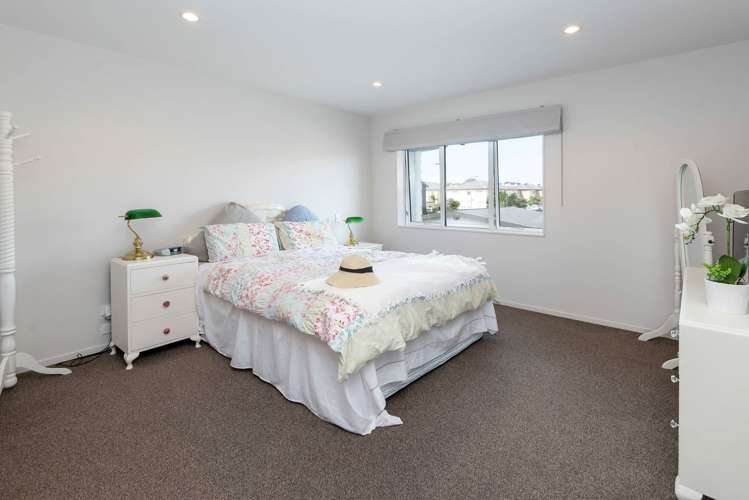 48 Pencaitland Drive Flat Bush_10