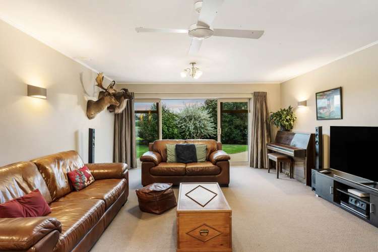 467 Aka Aka Road Aka Aka_21