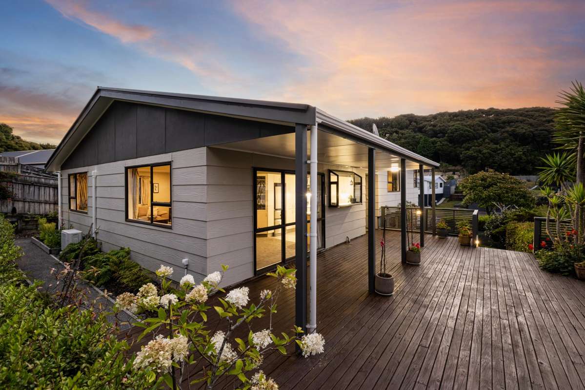 61 Albatross Close_2