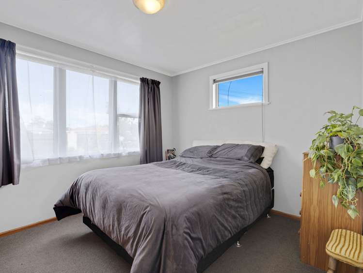 1B Tomin Road Glenview_18