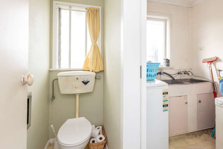 27 Wyatt Avenue Onekawa_12