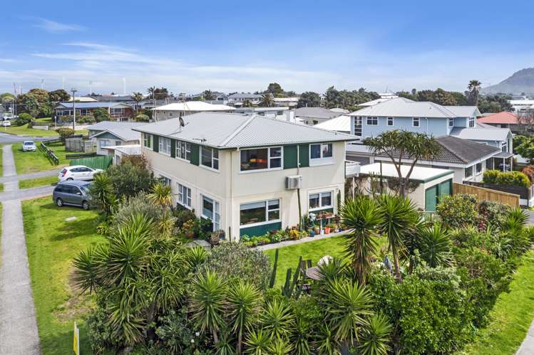 2/27 Clyde Street Mount Maunganui_5