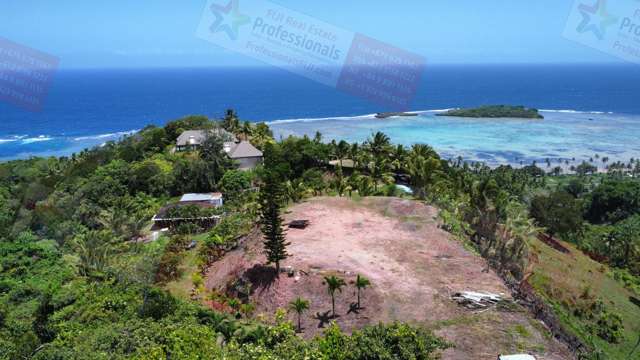 Your Hilltop Savusavu Oasis Awaits: Exceptional Freehold Property with Flexible Zoning