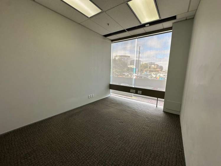 2 Osterley Way, Manukau City Centre_3