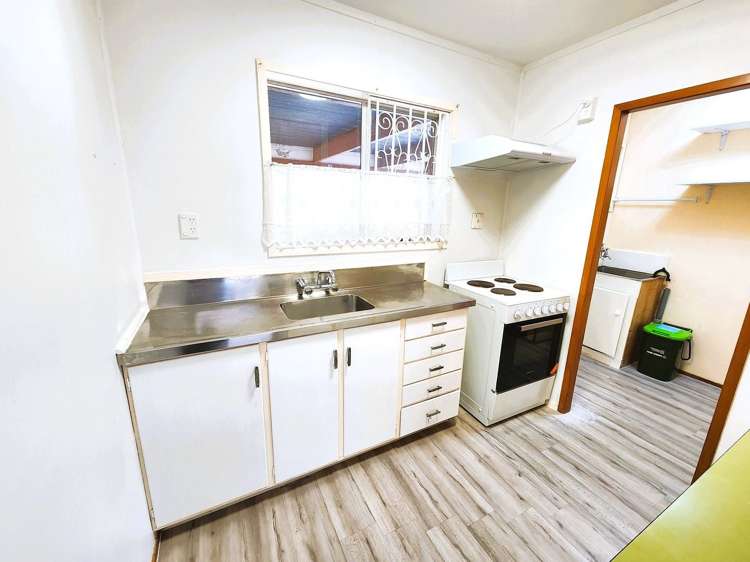 2 Riverlea Avenue Pakuranga_7