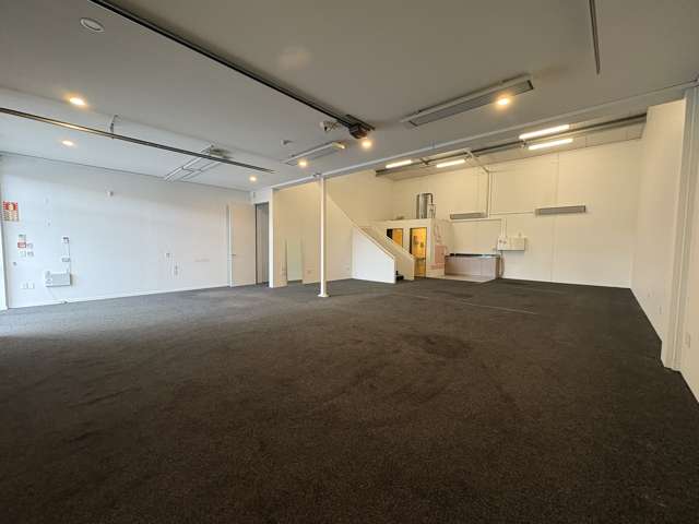 2/160 Ferry Road Waltham_2