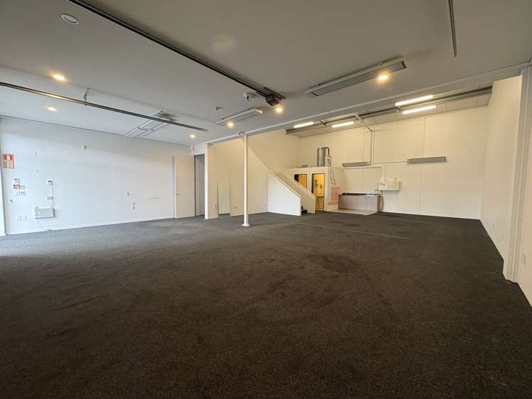 2/160 Ferry Road Waltham_2