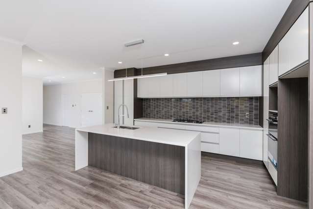 4 Byron Drury Way Riverhead_4