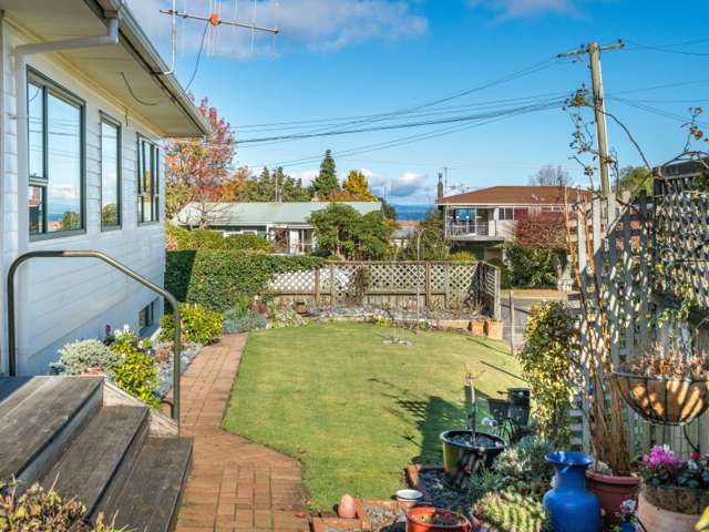 2/14 Williams Street Taupo_2