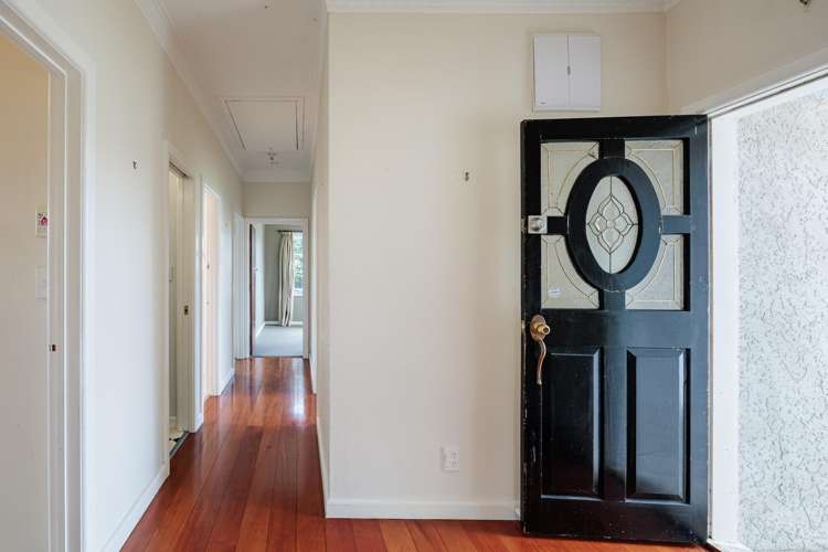 1005 Oliphant Road Raureka_10