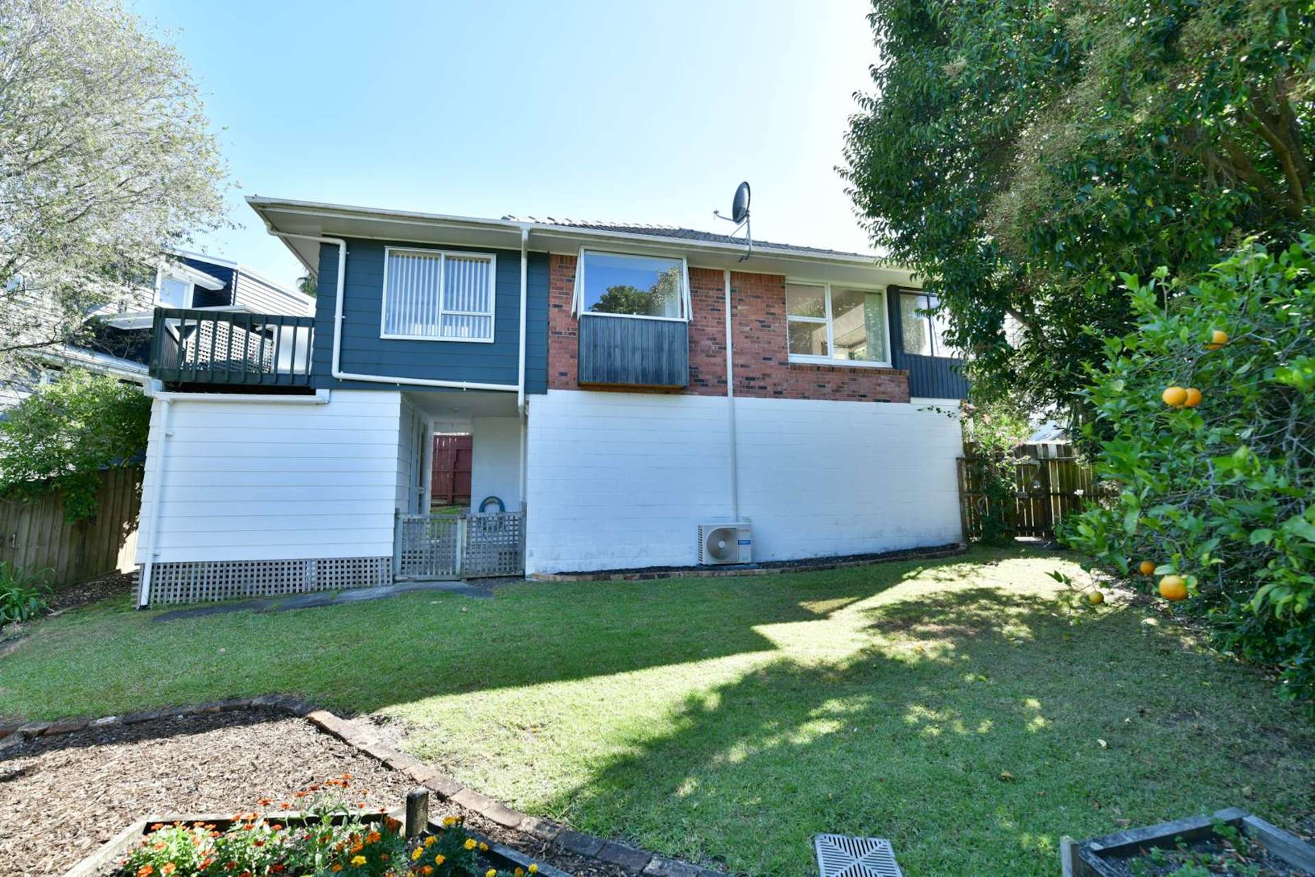 2/280 Beach Road Campbells Bay_0