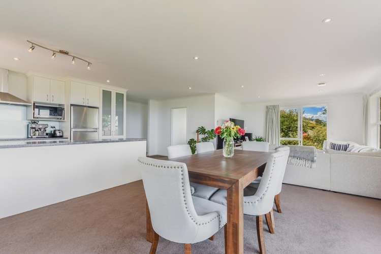 5 Norfolk Place Stoke_17