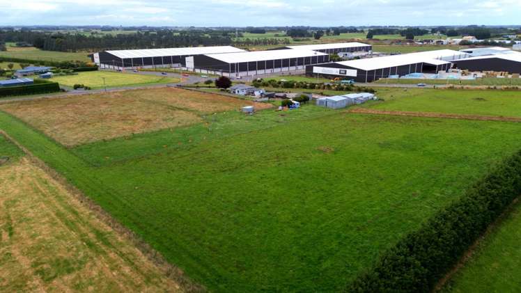 15 Kennington Roslyn Bush Road Mill Road_11