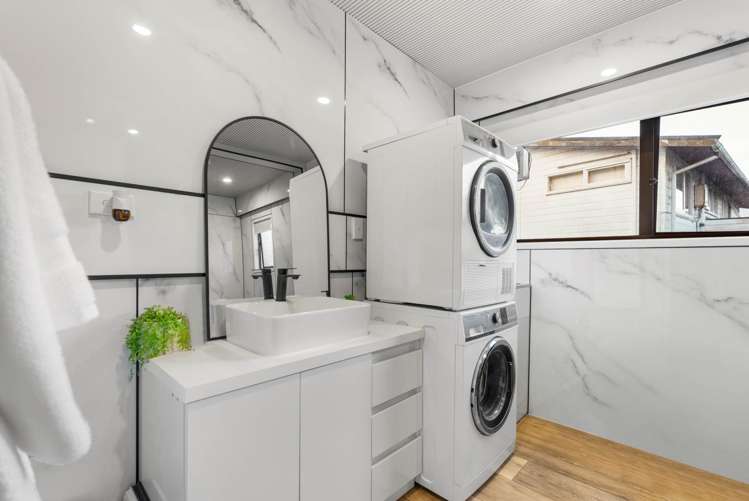 3 Elgin Place Red Beach_25