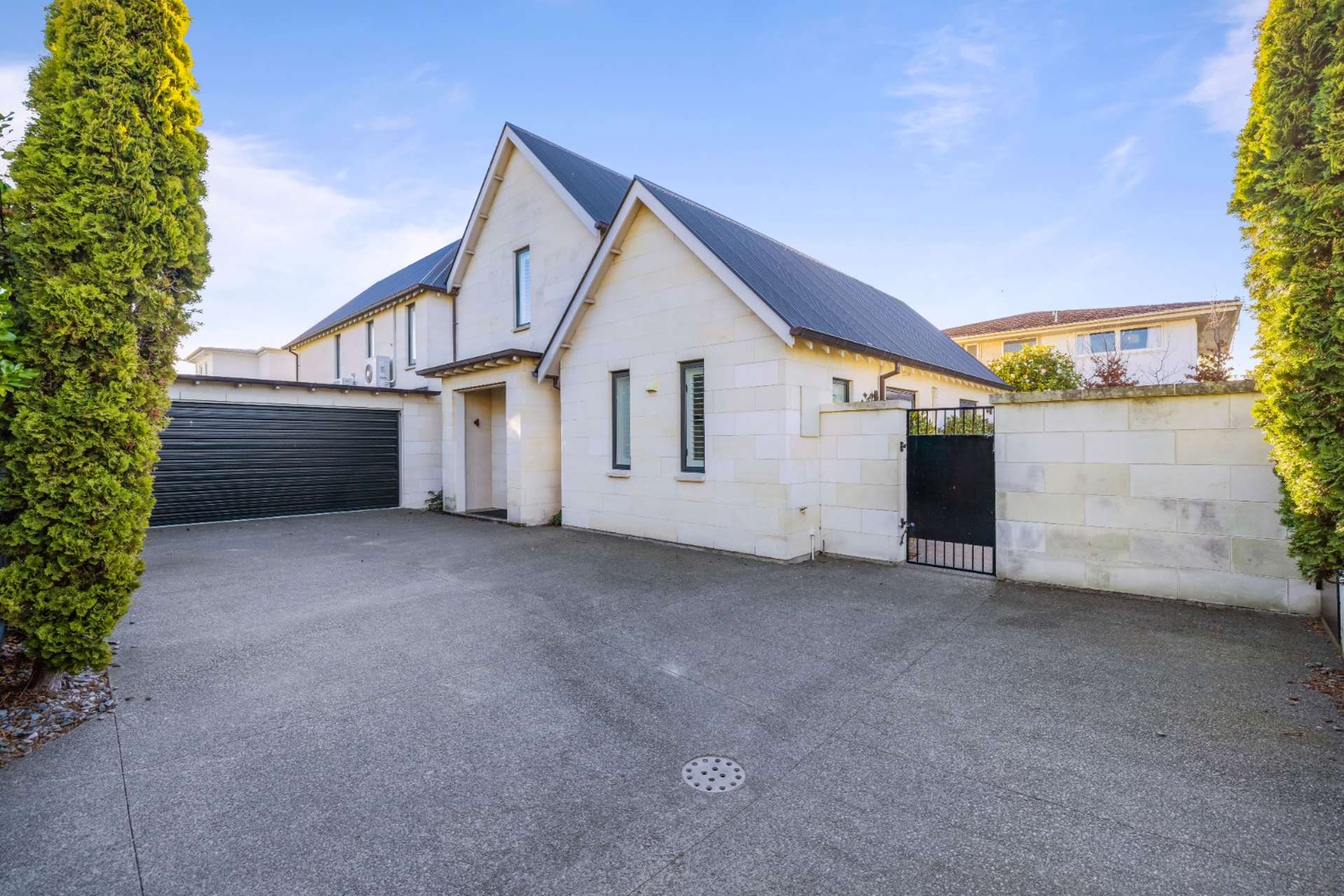 5 Merivale Lane Merivale_0