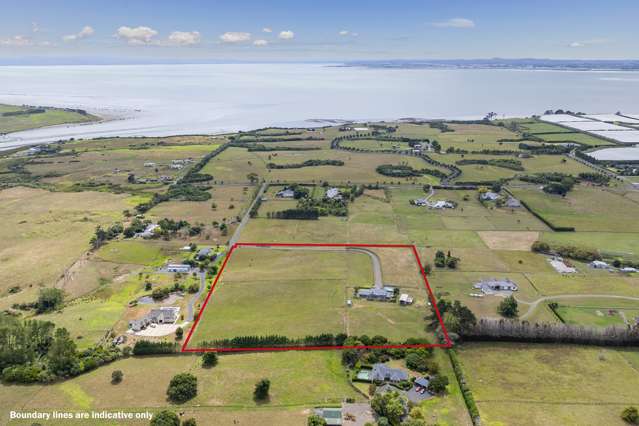 Rural charm ideal for horses or horticulture