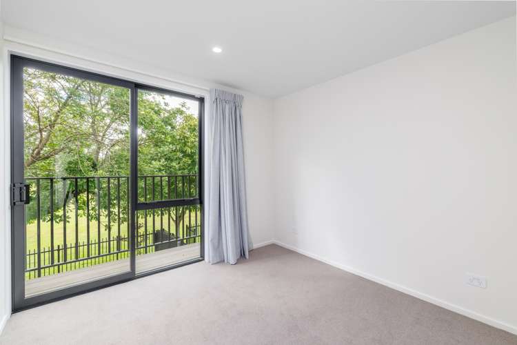 7 Malaga Crescent Harewood_15
