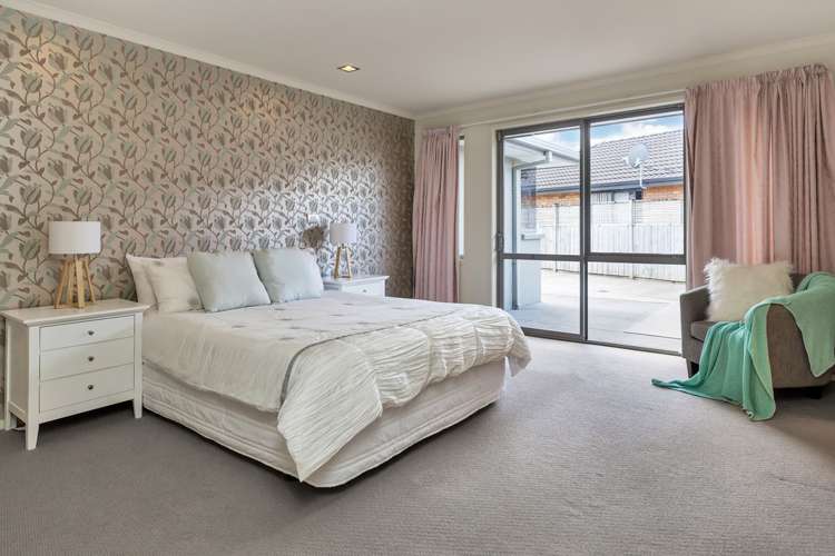 17 Conifer Grove Kamo_12