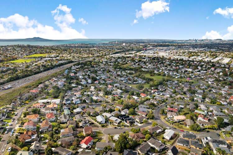 6 Remus Place Totara Vale_20