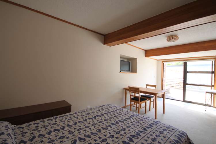 9 Britannia Dell Pauanui_17