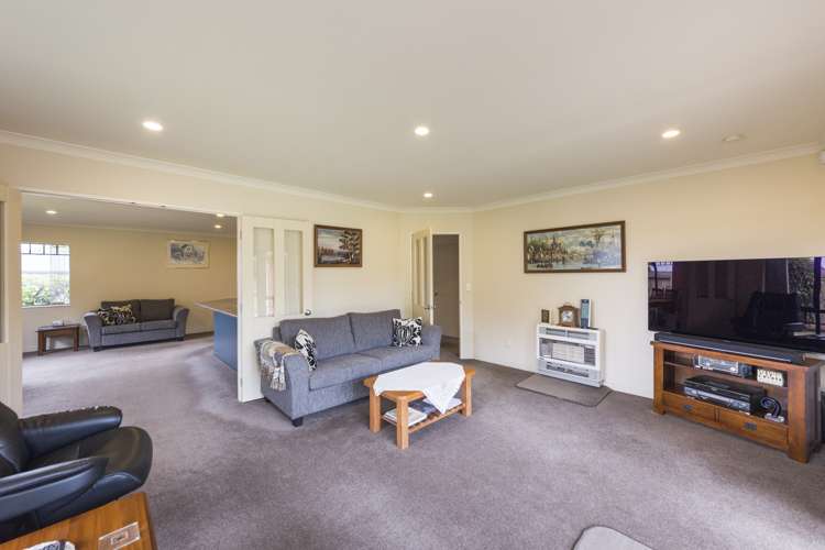 20 Henley Court Highbury_10