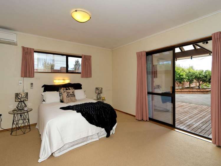 6 Central Park Drive Te Atatu South_11