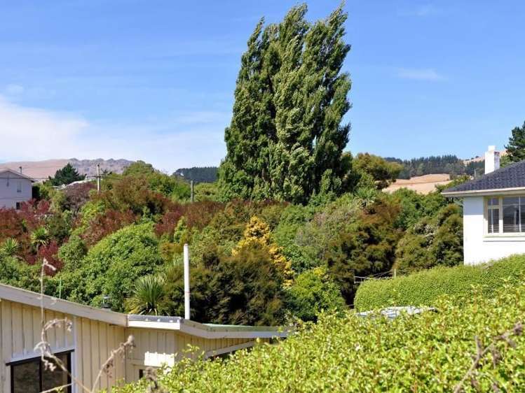 10 Ranui Crescent Diamond Harbour_12