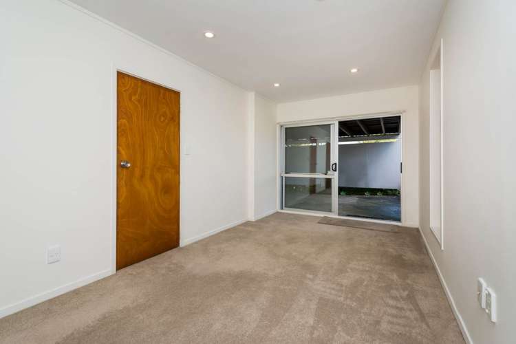 16 Valley Road Northcote_10