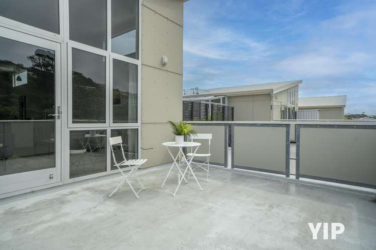 5/9 Broderick Road Johnsonville_12