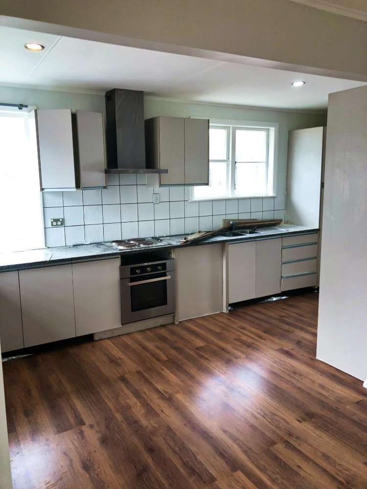 67 Kelman Road Kelston_6