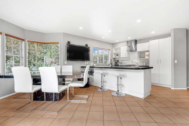 2/19 Rodney Road Northcote Point_9