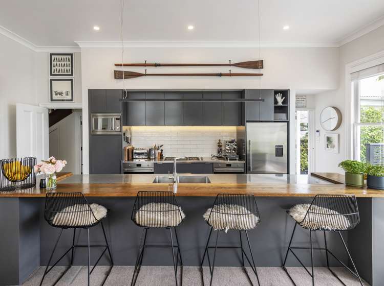 18 Austin Street Mount Victoria_3