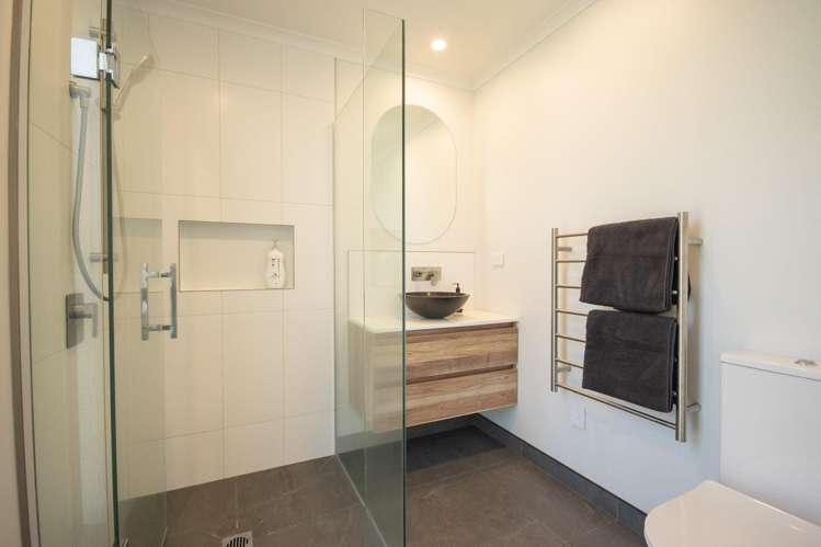 40 Challinor Street Pukete_17