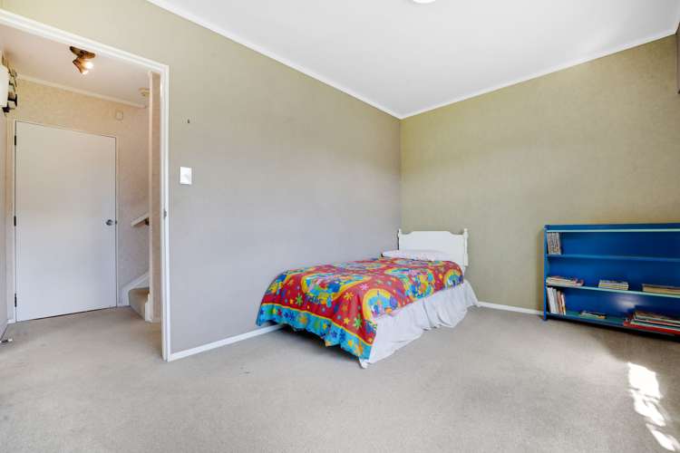 22 Fairview Avenue Opaheke_19