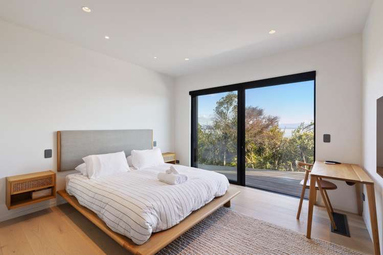 82 Princes Drive Britannia Heights_20