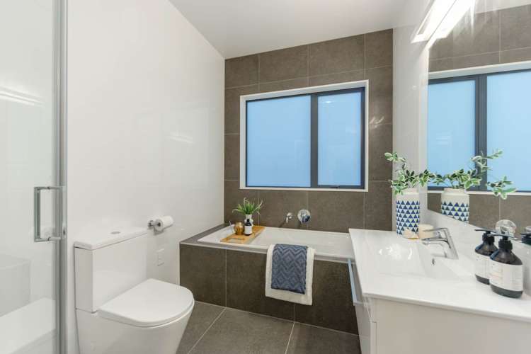 14 Kuinga Street Wainui_10