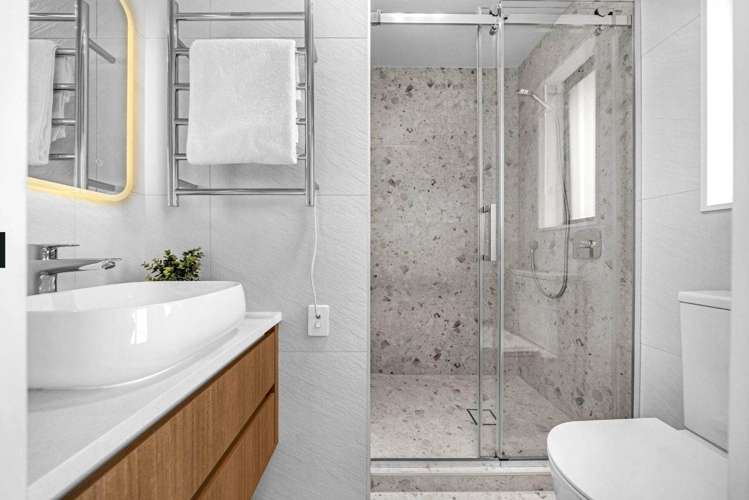 8/20 Ayr Road Pakuranga_11