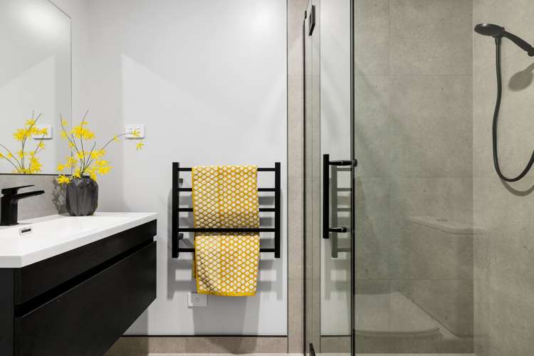 2/42 Rose Berry Crescent Flagstaff_16