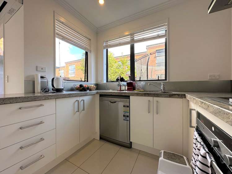 9 Scoria Crescent Stonefields_6