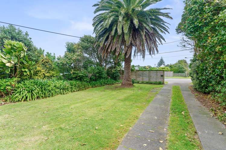 8 The Avenue Otaki Beach_23