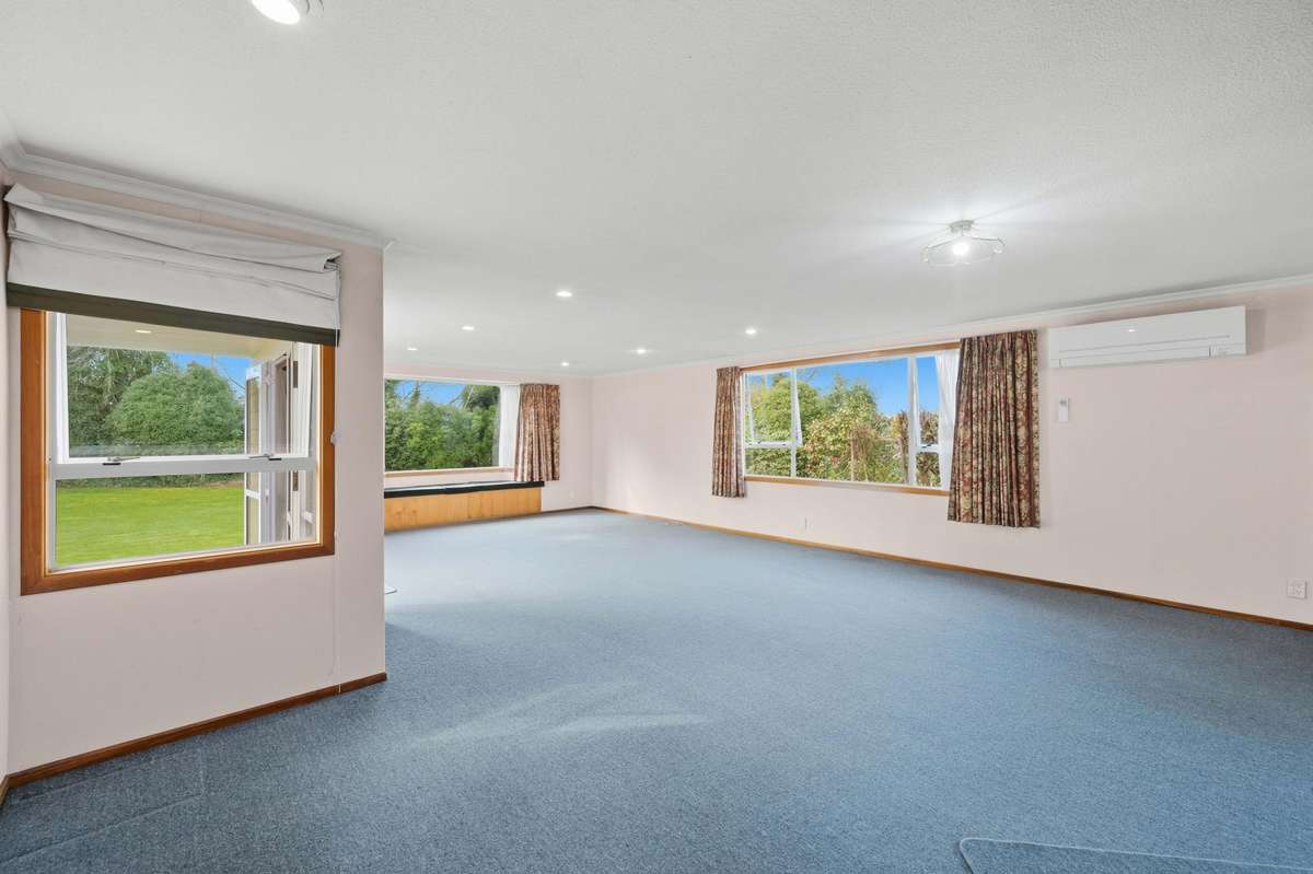 81 Racecourse Road_1