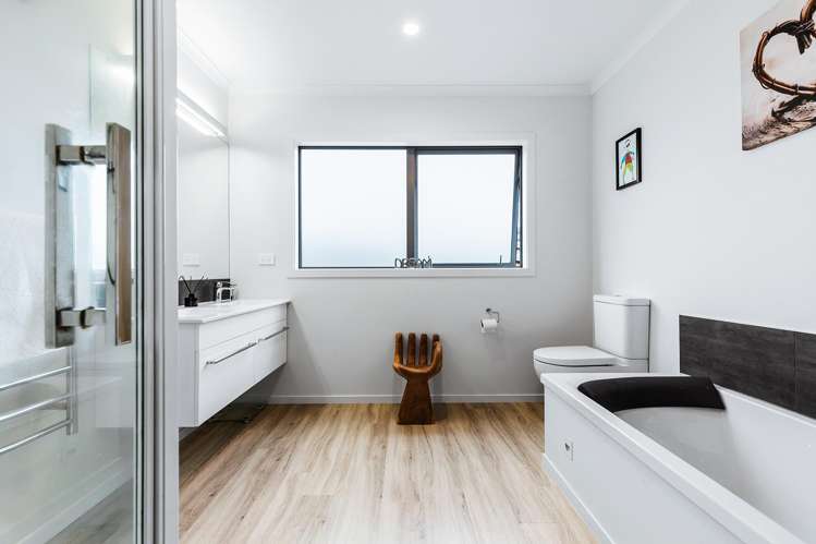 297 Tauhara Ridge Drive Richmond Heights_15