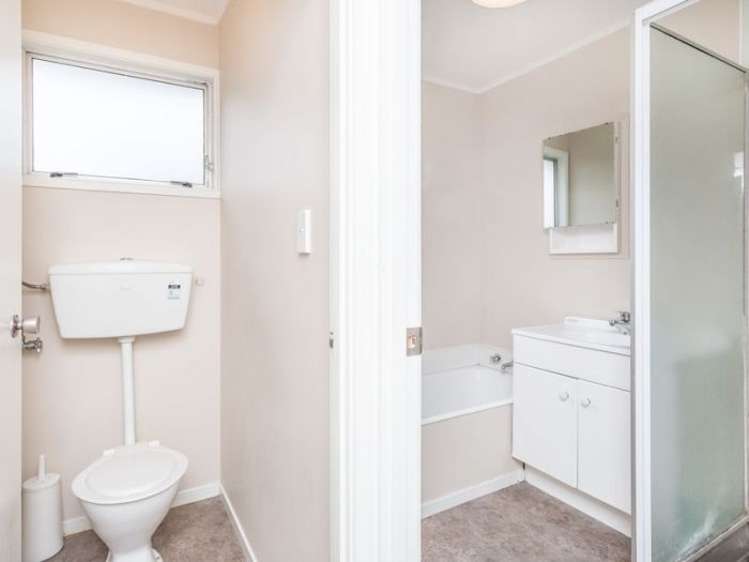 1/62 Forest Hill Road Henderson_6