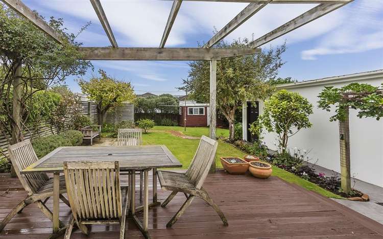 30 Bentinck Avenue Strathmore Park_14