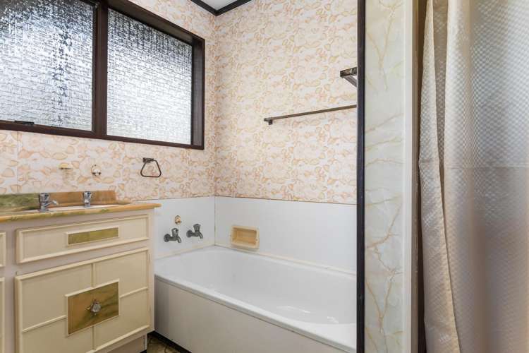 300c Ocean Road Ohope_7