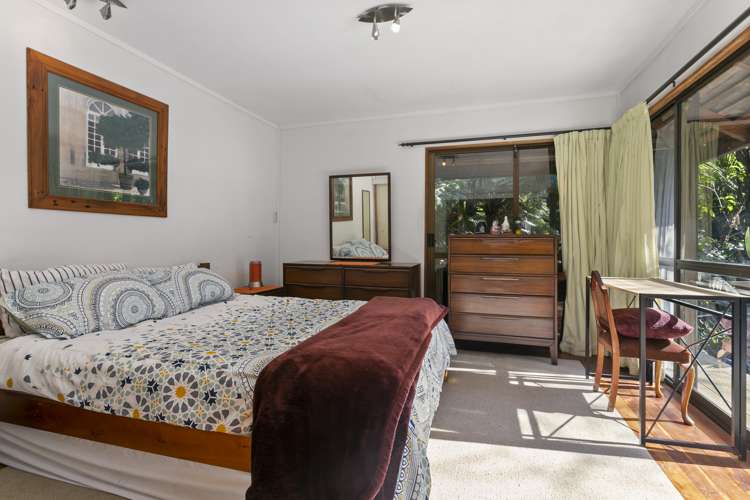 21 Kaurimu Rise Titirangi_7