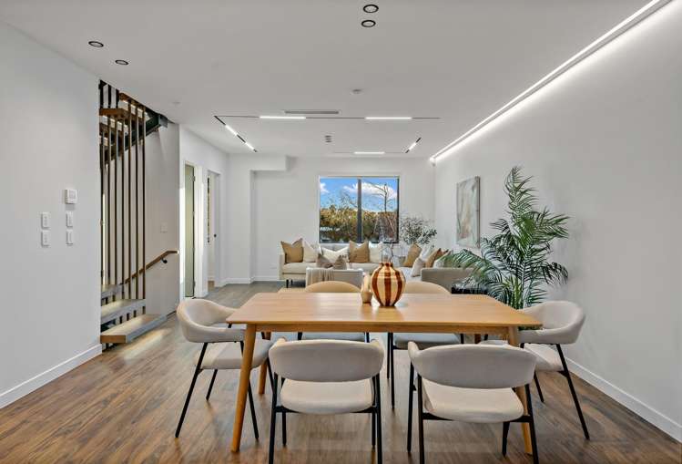 7/282 Point Chevalier Road_3